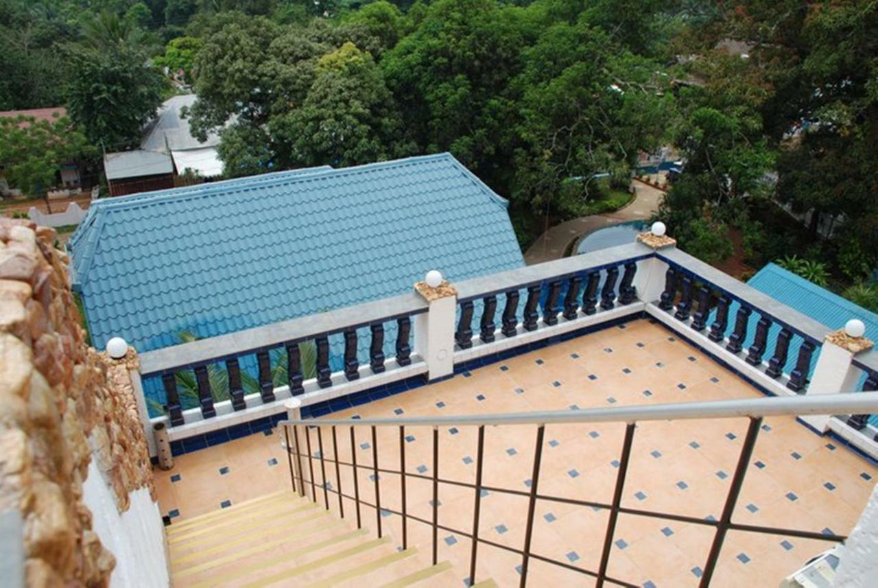 Princess Of Coron Austrian Resort Exterior foto